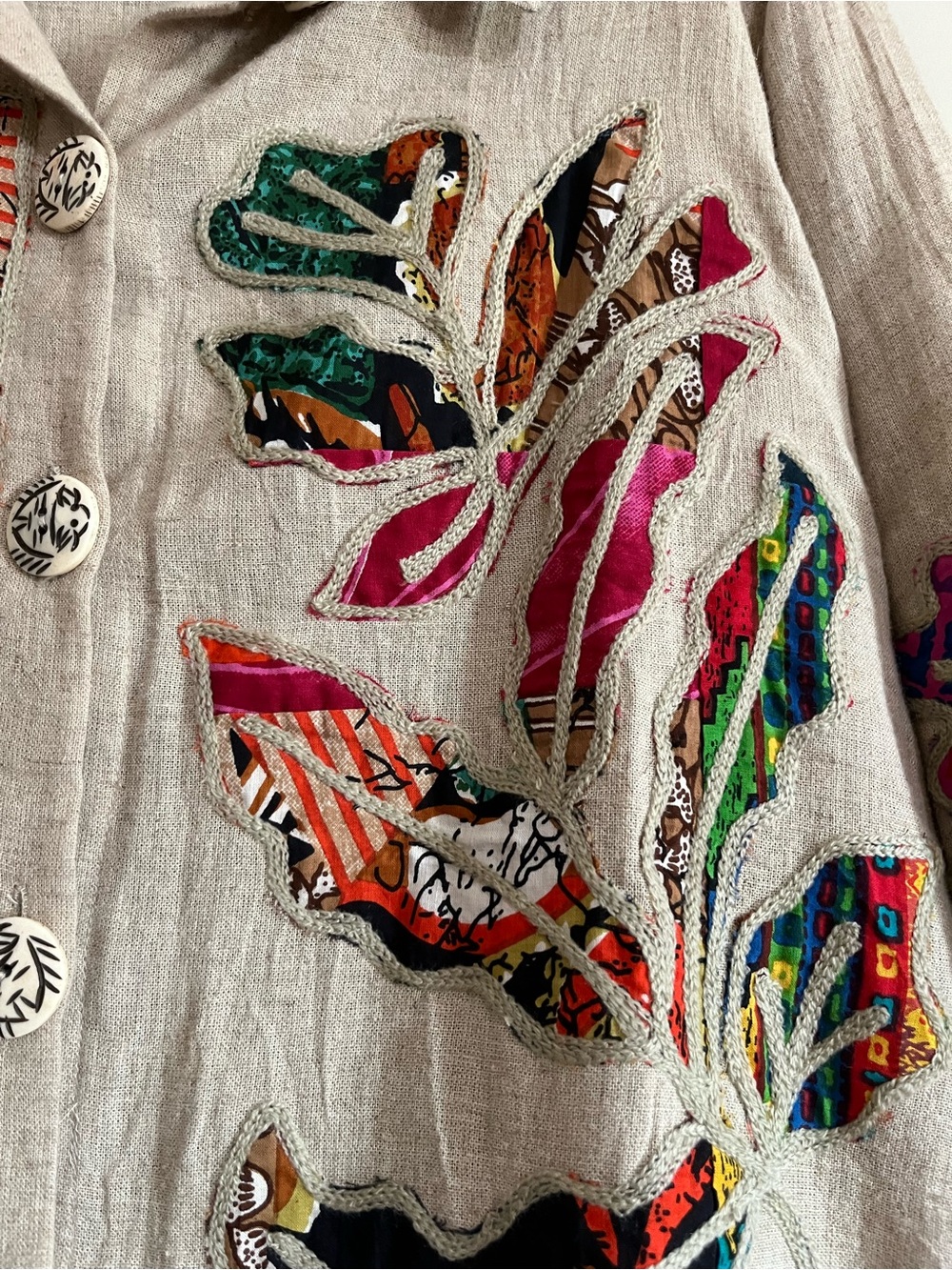 ANU Boho Embroidered Top Jacket with Multicolor Appliqué Unique Buttons. NWT LGE - Picture 4 of 10